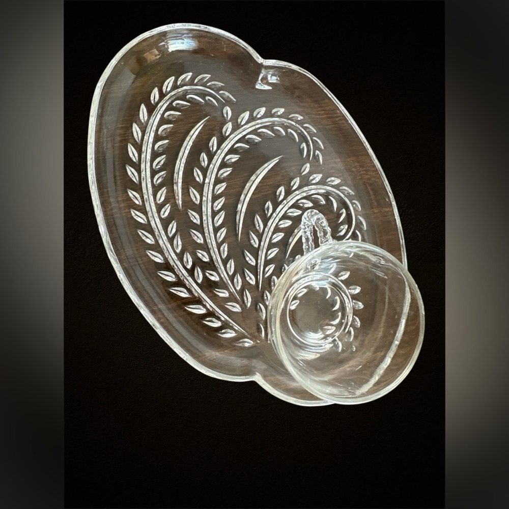 1950’s Vintage Federal Pressed Glass Hospitality Snack Tray Set with Glass Cup - Picture 2 of 5